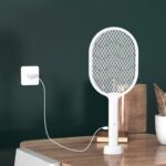 ⁦مضرب ناموس كهربائي مع ضوء ليد قابل لاعادة الشحن بيو اس بي⁩ - الصورة ⁦3⁩