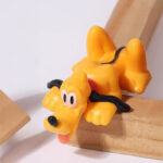 ⁦إكسسوار بتصميم بلوتو لتزين تابلوه السيارة⁩ - الصورة ⁦2⁩