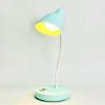 ⁦اباجورة تاتش ب 3 الوان اضاءه مختلفة برأس قابلة للطي بيو اس بي للشحن⁩ - الصورة ⁦2⁩