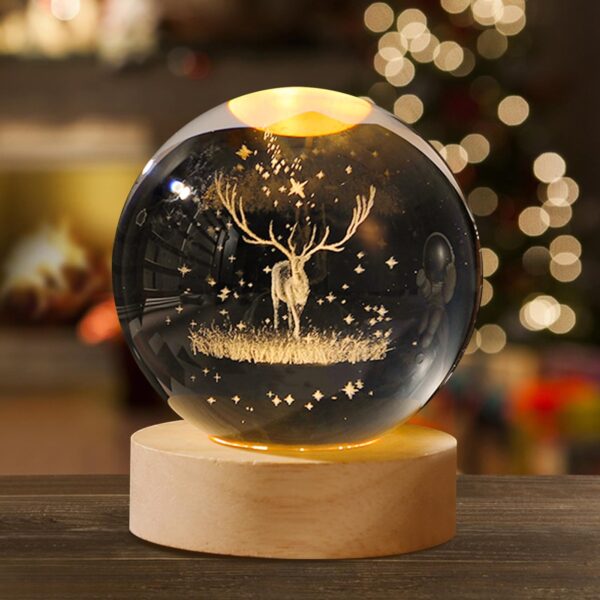 بلورة كريستال ثلاثية الابعاد بتصميم غزالة بقاعدة خشبية قابلة للفصل