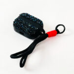 ⁦كفر لحفظ الايربودز بتصميم مميز مع حبل للتعليق⁩ - الصورة ⁦3⁩