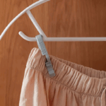 ⁦طقم مشابك بلاستيك لنشر الغسيل _ 6 قطع⁩ - الصورة ⁦5⁩