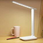 ⁦مصباح ليد تاتش للمكتب ب 3مستويات إضاءة قابل للطي ولإعادة الشحن⁩ - الصورة ⁦6⁩