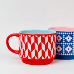 ⁦مج بورسلين مزخرف بتصميم مميز للمشروبات الساخنة و النسكافيه 350 ملي⁩ - الصورة ⁦3⁩