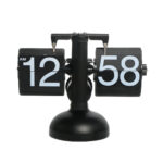 ⁦ساعة مكتب رقمية قلابة بتصميم كلاسيكي عتيق تعمل بالبطارية⁩ - الصورة ⁦3⁩