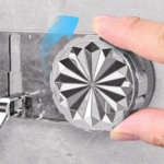 ⁦شماعة حوائط أكريليك شفاف ب 5 هوك لتعليق الملابس والحقائب⁩ - الصورة ⁦6⁩