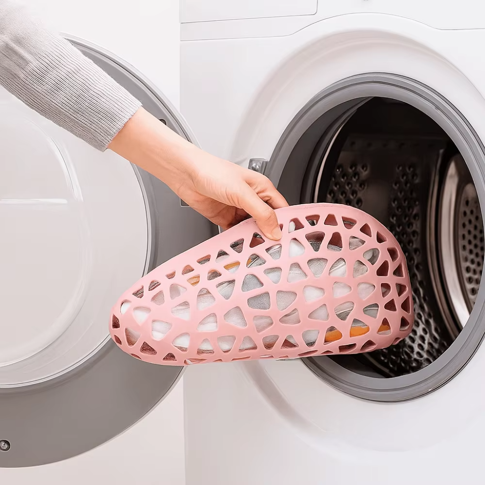 كفر-سيليكون-لغسل-الأحذية-والملابس-الحساسة-وحمايتها-من-التلف-أثناء-الغسيل_All_12498_8.png كفر سيليكون لغسل الأحذية والملابس الحساسة وحمايتها من التلف أثناء الغسيل - الصورة 1