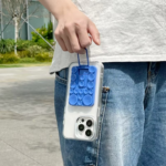 ⁦هولدر سيليكون بابلز لتثبيت الموبايل على الزجاج وقت التصوير مع مسند قابل للطي⁩ - الصورة ⁦10⁩