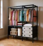 ستاند ملابس ب 2 رف و3 أدراج لتنظيم الملابس والأحذية