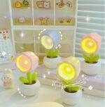 ⁦كشاف ووناسة ميني شكل وردة برأس متحركة للمكتب يعمل بالبطارية⁩ - الصورة ⁦6⁩