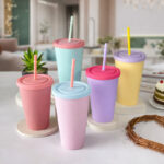 ⁦كوباية 500 ملي بغطاء محكم الغلق وشاليموه لشرب المياة والعصائرالمثلجة⁩ - الصورة ⁦3⁩