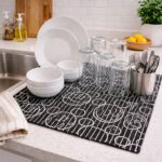 مفرش لتجفيف الاطباق والاواني والأكواب غير قابل للأنزلاق  قابل للطي لسهولة التخزين