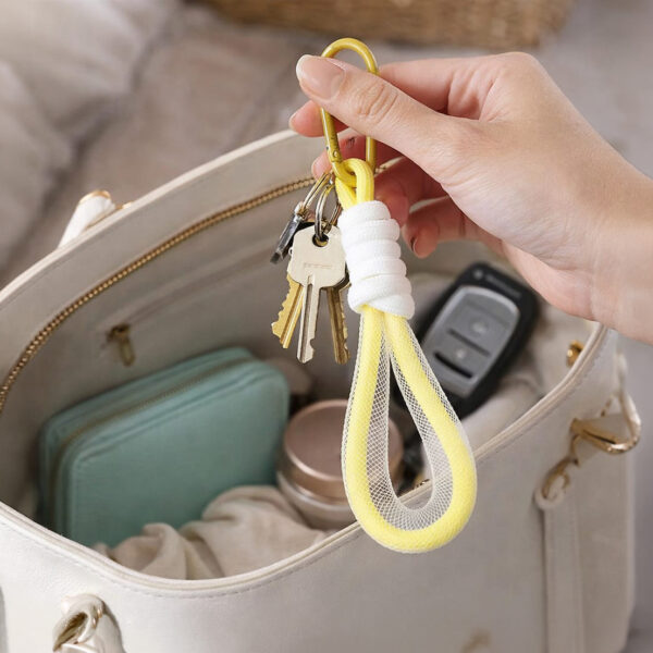 ميدالية مضفرة بمشبك لتعليق مفاتيح السيارات والمنزل والشنط