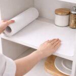 ⁦رول بطانة وتربروف لأرفف وأدراج الدواليب والثلاجات مانع للأنزلاق قابل للقص والغسيل 5 متر⁩ - الصورة ⁦4⁩