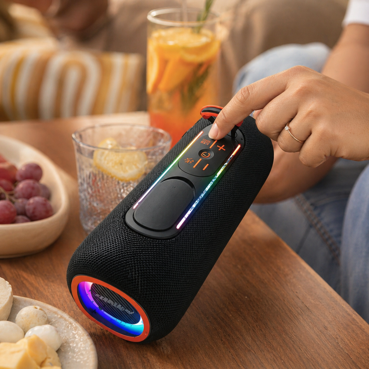⁦سبيكر مكبر للصوت وتربروف لاسلكي بقدرة 20 وات مع إضاءة ليد - بطارية 3000 ملي امبير⁩ - الصورة ⁦3⁩