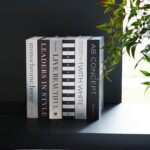 ⁦كتاب ديكور لتغيير ديكور الأرفف والترابيزات بتصميمات مختلفة⁩ - الصورة ⁦6⁩